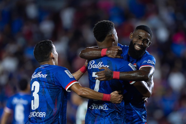 Everardo Rose apunta al fútbol ecuatoriano con Universidad Católica