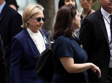 Hillary Clinton fue diagnosticada con neumonía y le dieron  sus antibióticos