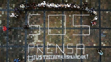 Periodistas protestan tras asesinato de otro colega