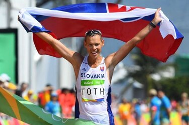 El eslovaco Toth se lleva el oro en los 50 km marcha