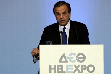 Samarás anuncia algunas reducciones fiscales y augura el comienzo del repunte