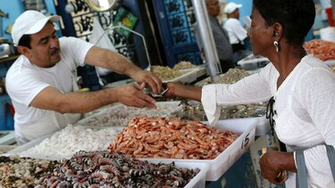 Alimentos aumentan de precio, pese a la reducción del IPC