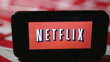 Netflix analiza bajar precios para estimular las ventas