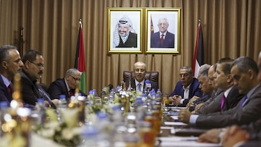 El gobierno palestino se reúne en Gaza por primera vez desde 2014