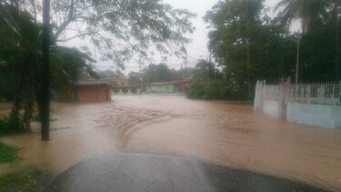 Inundaciones y deslizamientos causan afectaciones en La Cabima