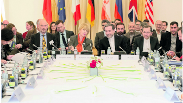 Irán y potencias se reúnen en Viena