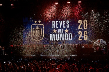 Dos millones de personas celebran con la selección española en Madrid la Copa del Mundo