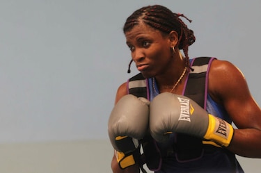 Atheyna Bylon y Karol Hibbert pierden en el Mundial Femenino de Boxeo
