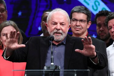 Lula da Silva y Bolsonaro definirán la presidencia de Brasil en una segunda vuelta