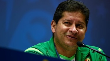 Técnico de Bolivia dice que irán a jugársela ante Venezuela