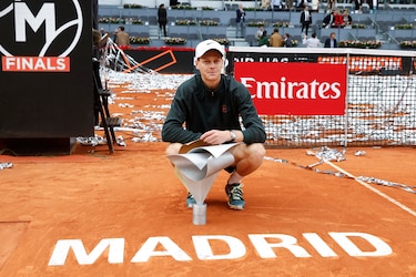 Sinner busca hacer historia en Roma ante el regreso de Djokovic