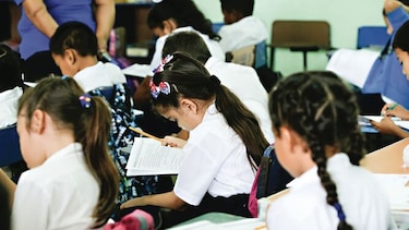 Estudiantes sacan mala nota en prueba Crecer