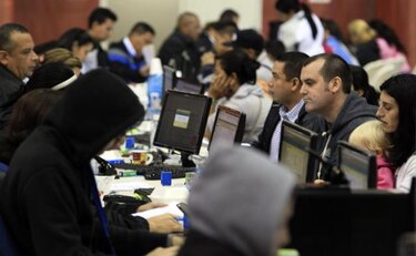 4 mil 169 personas regularizadas en feria migratoria
