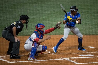 Venezuela vence a Panamá 5-2 en el inicio de la Serie del Caribe de Béisbol