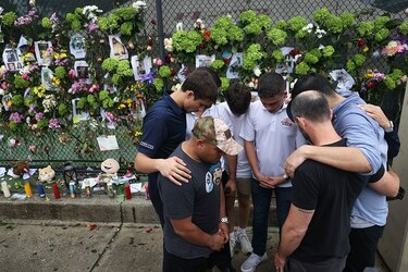 Miami: a 11 aumentan los muertos por derrumbe  y 150 personas siguen desaparecidas