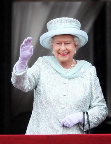 Isabel II de Inglaterra, hospitalizada por gastroenteritis