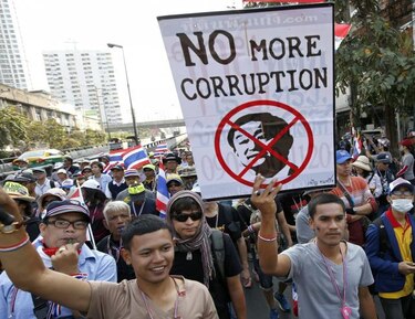 Gobierno y oposición se acusan de la violencia en Tailandia