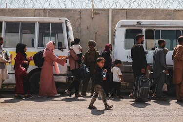 El Pentágono reporta 16.000 personas evacuadas del aeropuerto de Kabul en las últimas horas