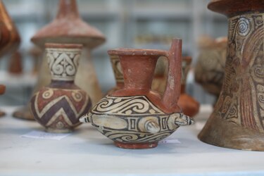 Clasifican las piezas que serán exhibidas en el restaurado Museo Reina Torres de Araúz