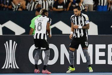 Botafogo de Kadir Barría avanza a la tercera fase de Libertadores