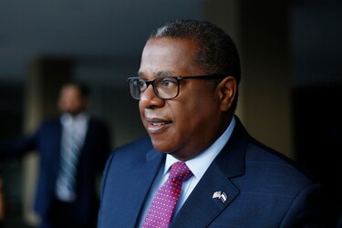 Estados Unidos insiste en que ‘se debe respetar el debido proceso legal’ en El Salvador