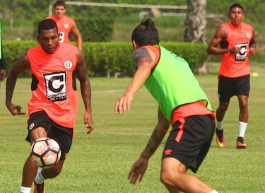 Alberto Quintero se queda con el Universitario