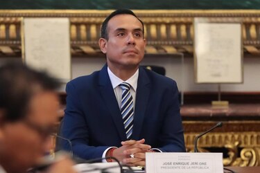 Congreso de Perú destituye al presidente interino José Jerí a dos meses de las elecciones