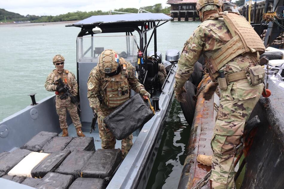 Así cayó el barco con 13.5 toneladas de droga en aguas del Pacífico panameño