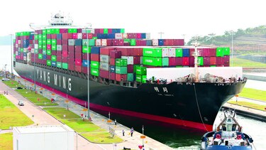 Canal alcanza récord mensual en tonelaje