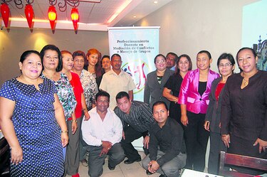 Enseñan a docentes a manejar conflictos