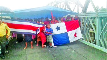 Cierre en el Sixaola por despidos masivos