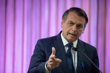 AI advierte sobre medidas del gobierno de Jair Bolsonaro