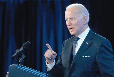 Biden impulsa producción de chips