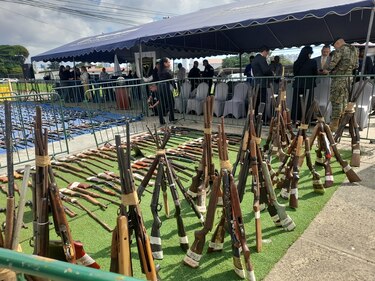 Policía Nacional destruye 638 armas de fuego y 48 mil municiones decomisadas en operativos