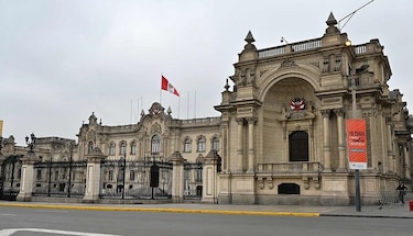 Perú: Martín Vizcarra se afianza ante renuncia de la vicepresidenta Aráoz