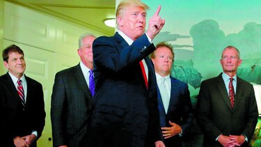 Trump decide estrategia para Afganistán