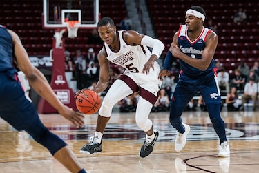 Iverson Molinar, el panameño que se abre paso en Mississippi State
