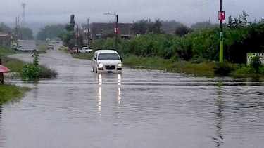 Tormenta tropical golpea El Salvador; otra va hacia Cuba