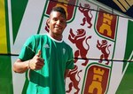 El Córdoba gana en el último minuto con asistencia de cabeza de Fidel Escobar
