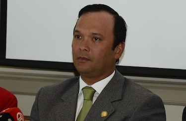 Juez cambia años de cárcel por pago de multa a Grimaldo Córdoba