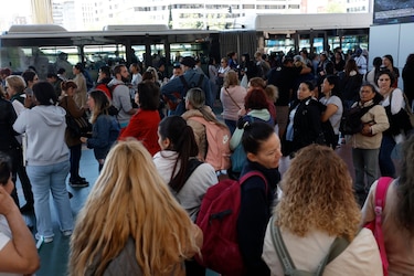 Entre 6 y 10 horas tardará en recuperarse todo el suministro eléctrico en España; estos han sido los efectos del apagón