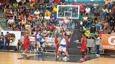 Los Correcaminos comenzaron con victoria en la LPB