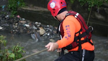 Suspenden búsqueda de menor que fue arrastrado por el río en medio de fuerte lluvia