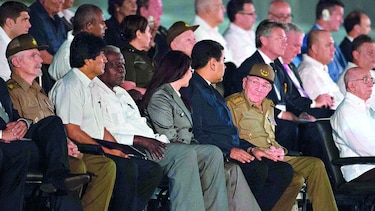 Mandatarios despiden a Fidel
