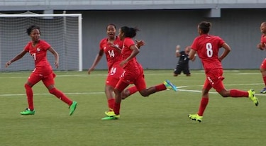 Panamá se impone a El Salvador en fútbol femenino