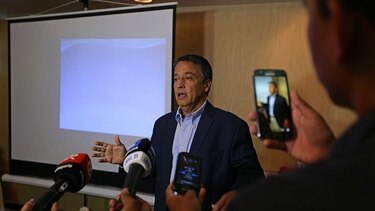 Denuncian compra irregular