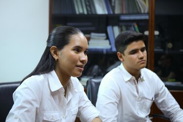 ‘En la Facultad de Medicina de la UP no hay cupos asegurados’, afirman dos graduandos de la carrera