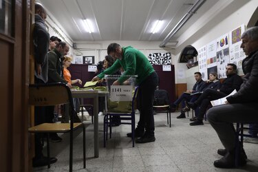 La oposición turca denuncia una ‘manipulación’ electoral y se proclama vencedora 