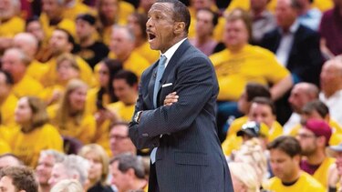 Entrenador de Raptors, en jaque tras eliminación