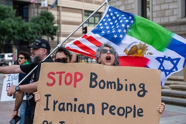Los duros reveses que enfrenta Trump de parte de sus propios aliados